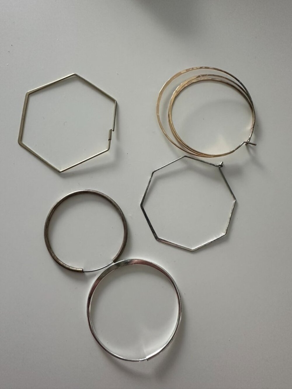 Set of 5 Geometric Clicktop Hoop Earrings - 2" - Silver / Gold